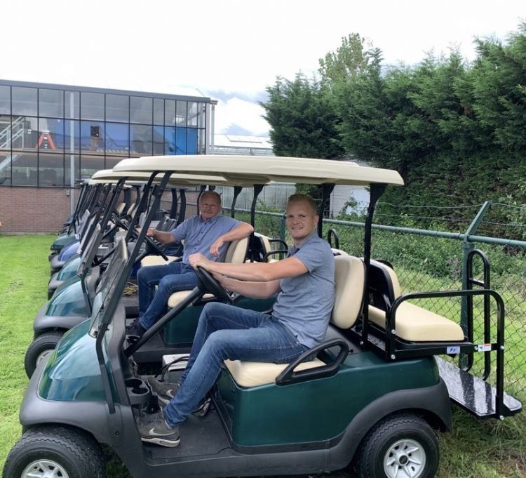 Ook voor golfkarren is de kweker bij Alblas Intern Transport aan het juiste adres Ook voor golfkarren is de kweker bij Alblas Intern Transport aan het juiste adres