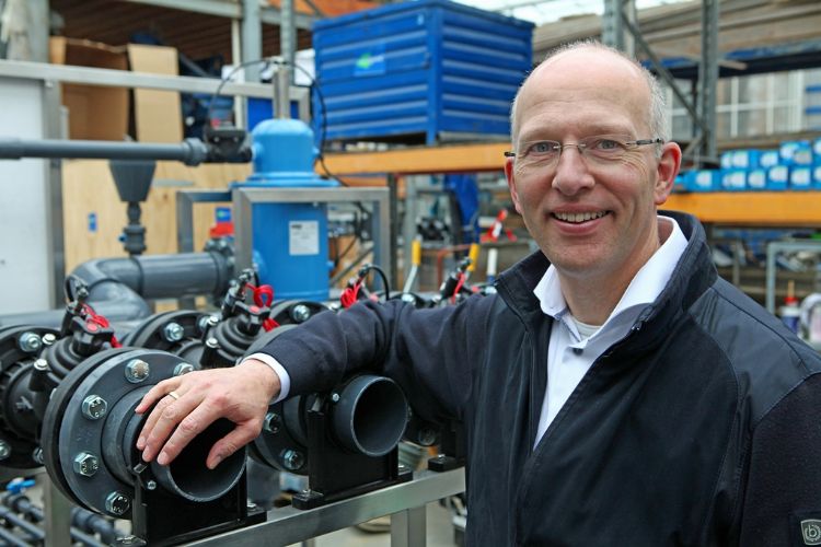 Hugo Paans Hugo Paans