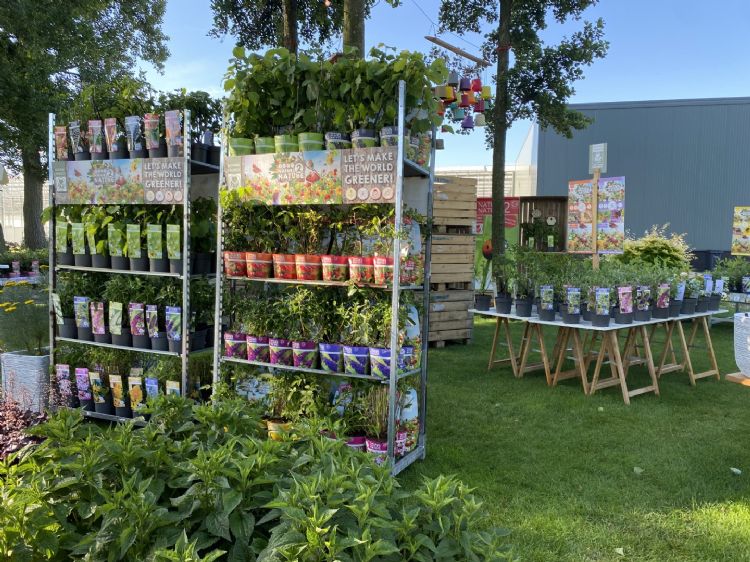 Nature 2 Nature Nature 2 Nature