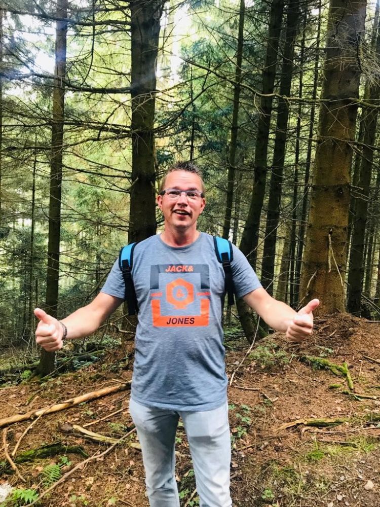 Jeroen Fase is directeur-grootaandeelhouder van Telermaat, een toeleverancier voor boomkwekers en aardbeitelers Jeroen Fase is directeur-grootaandeelhouder van Telermaat, een toeleverancier voor boomkwekers en aardbeitelers