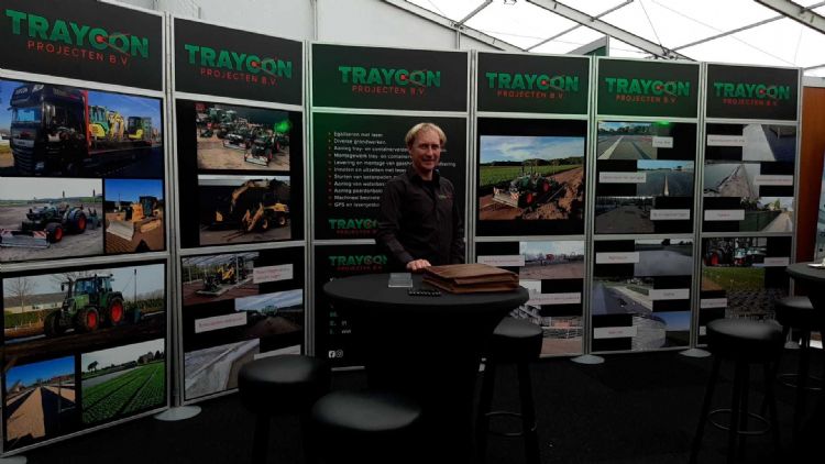 Bas heeft het naar zijn zin bij Traycon, kun je zo zien Bas heeft het naar zijn zin bij Traycon, kun je zo zien