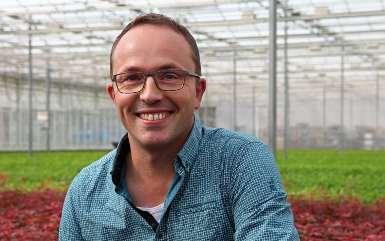 Machiel Paans, area salesmanager van ErfGoed, biedt kwekers de nodige ondersteuning voor hun ErfGoedVloer. Machiel Paans, area salesmanager van ErfGoed, biedt kwekers de nodige ondersteuning voor hun ErfGoedVloer.