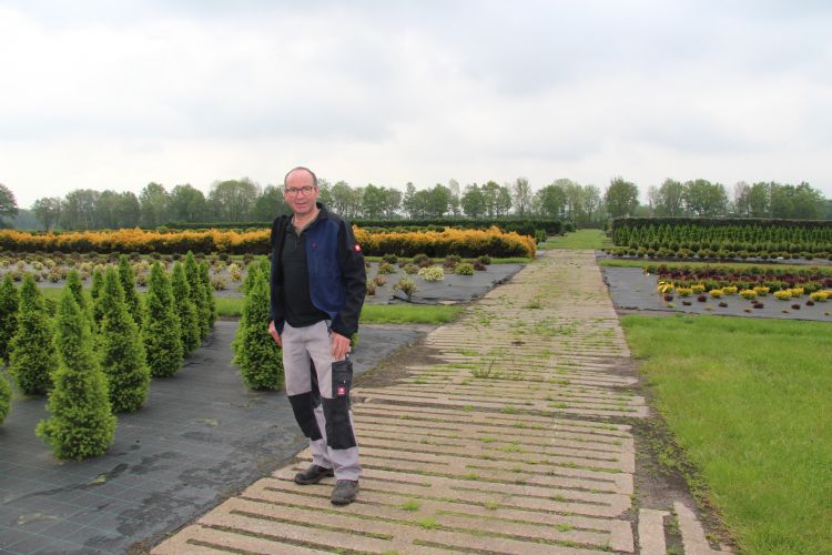 Theo Wenting van het gelijknamige stekknipbedrijf Theo Wenting van het gelijknamige stekknipbedrijf