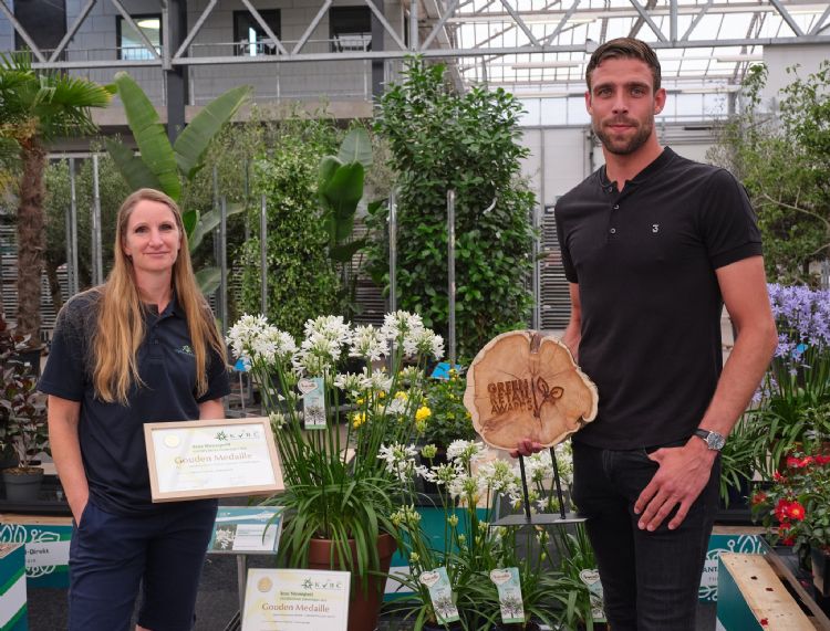 Green Retail Award Beste Nieuwigheid Plantarium Groen-Direkt 12 juni 2023, Nick Duijvestijn en Jolien Vermeulen-van der Vegt