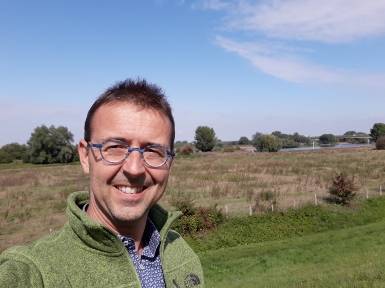 Hans Willems Hans Willems