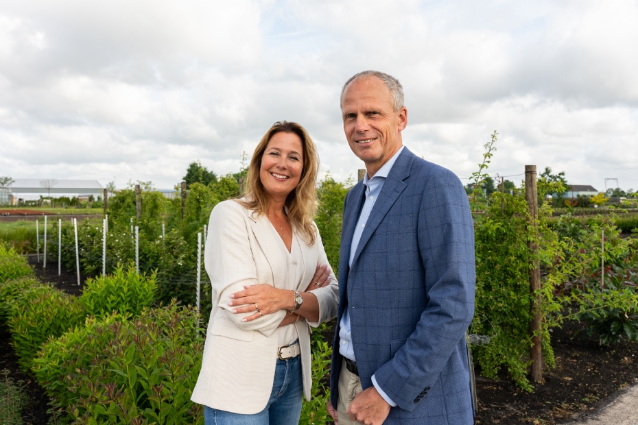Directiewissel bij Stichting Greenform Linda Hoogendoorn-Veelenturf treedt af en Bart Siemerink start. 