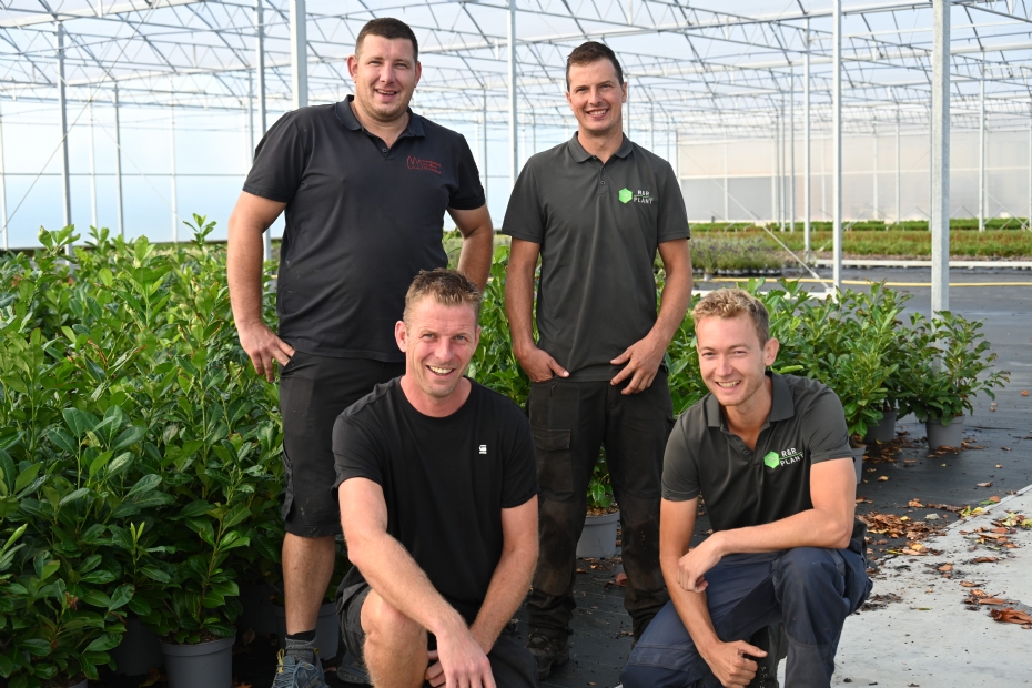 Op de foto: Bas Verstijnen, Roel Pullens en knielend Niels Kuijpers en Roel van Asseldonk